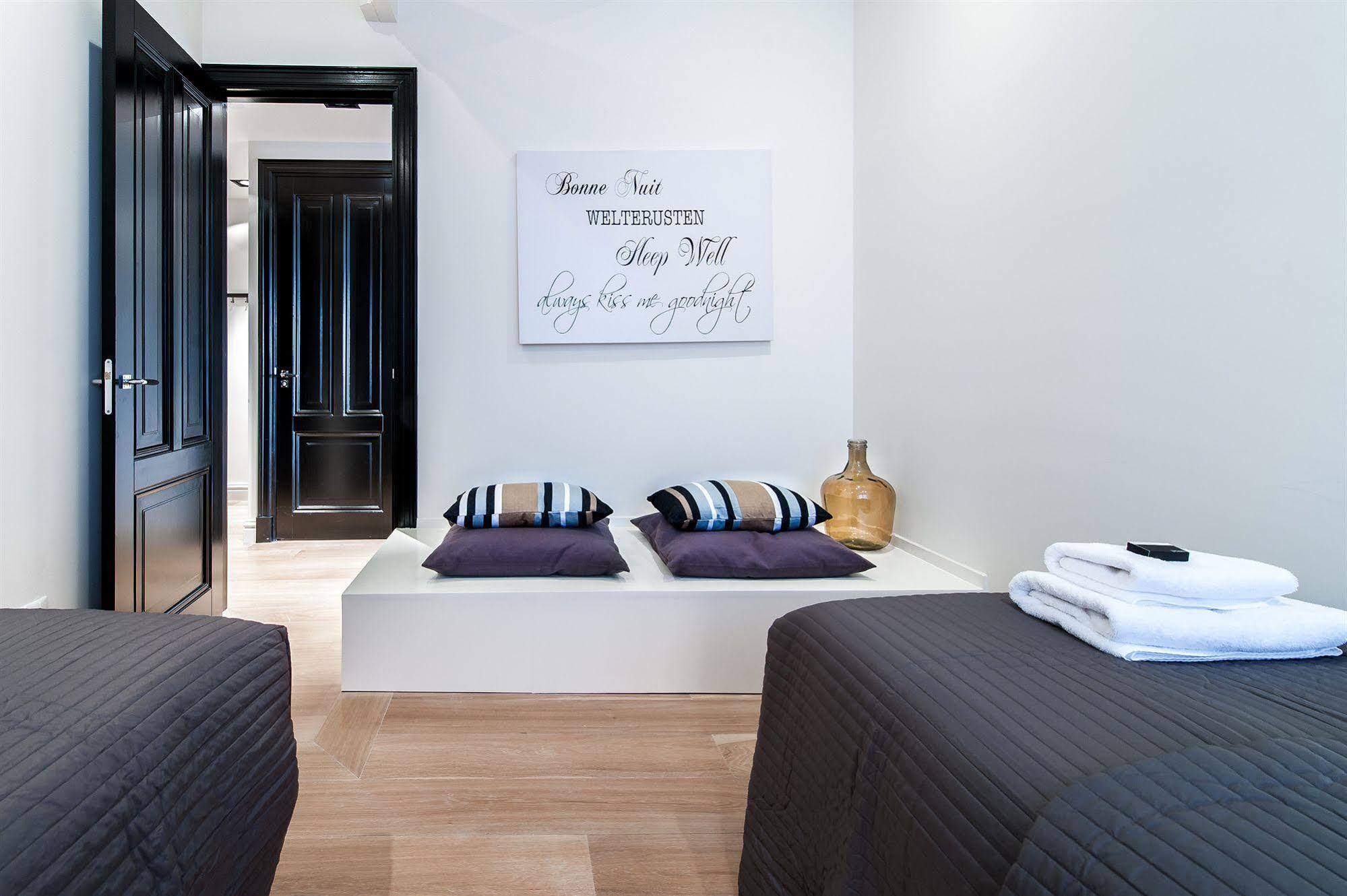 Short Stay Group Tropen Serviced Apartments Amsterdam Exterior photo