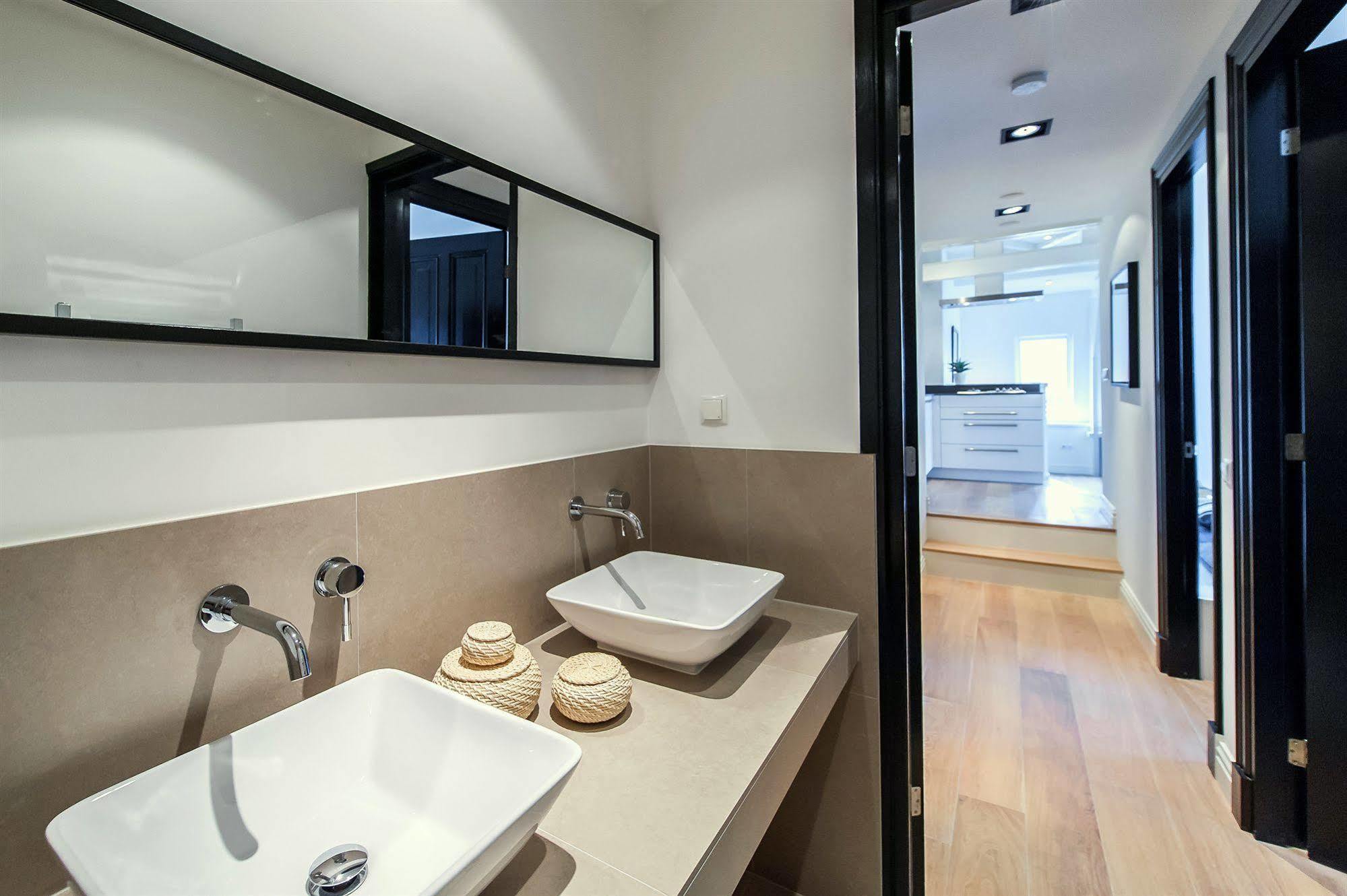 Short Stay Group Tropen Serviced Apartments Amsterdam Exterior photo